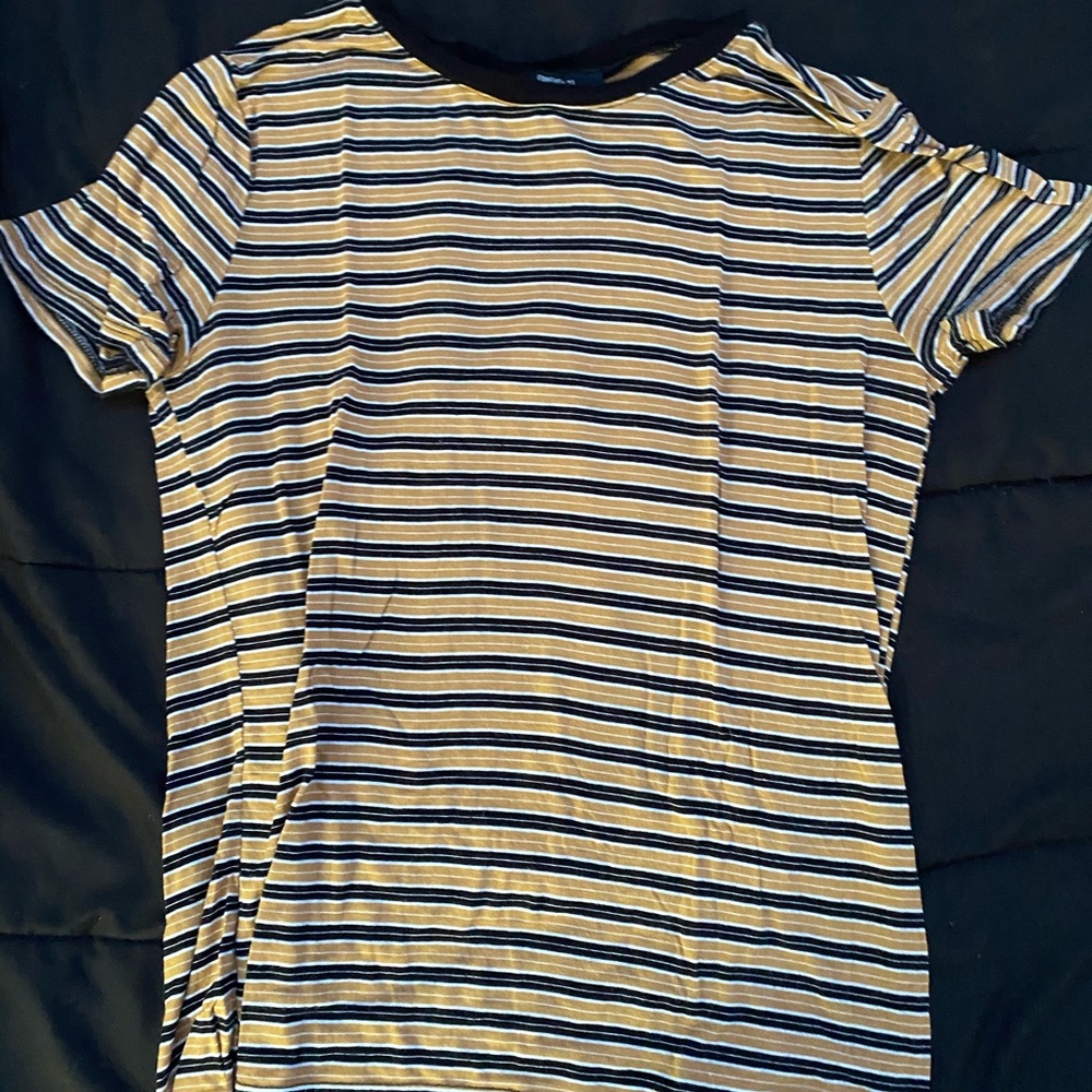 women’s t shirt